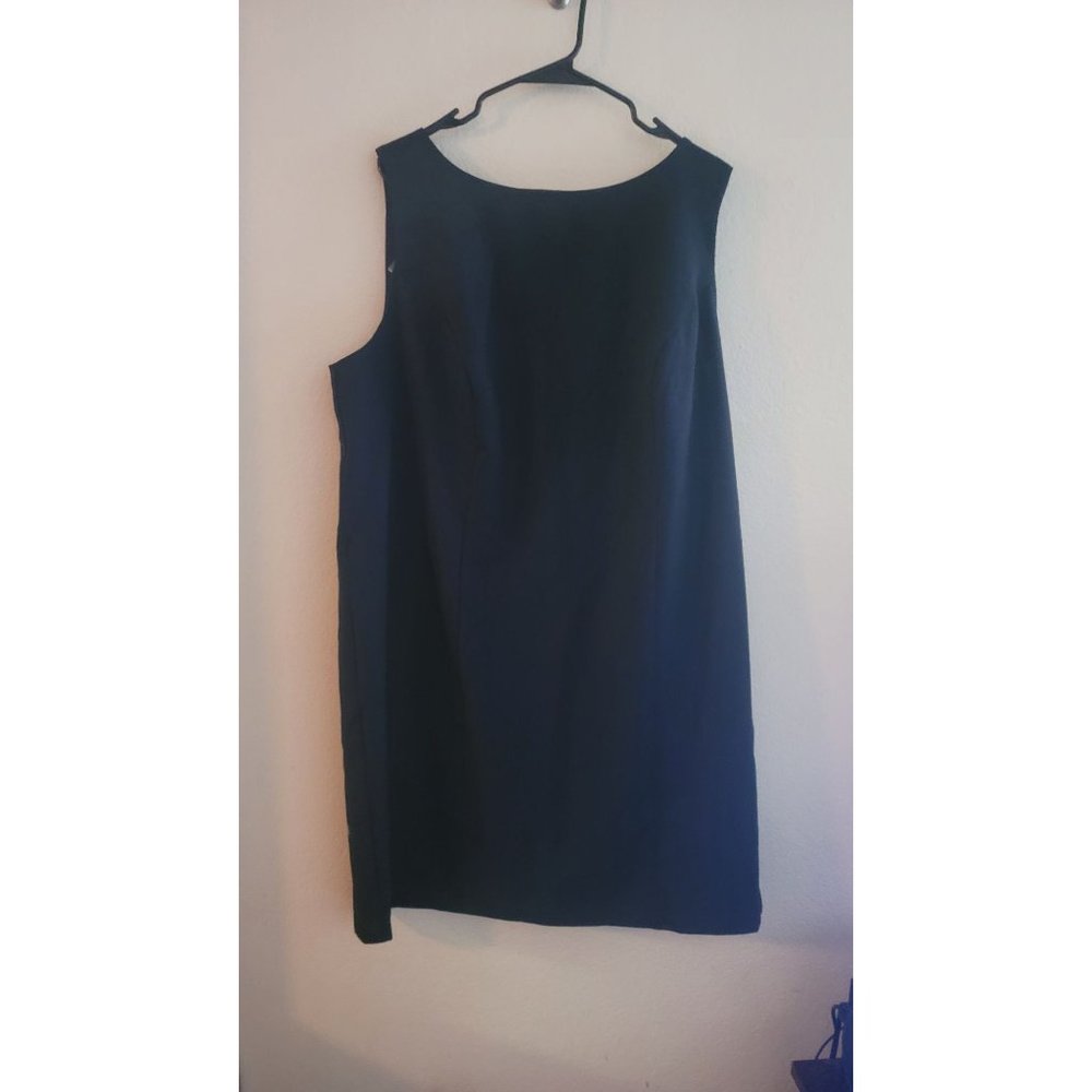 AGB Woman Dark Navy Shift Dress NWT Size 22W